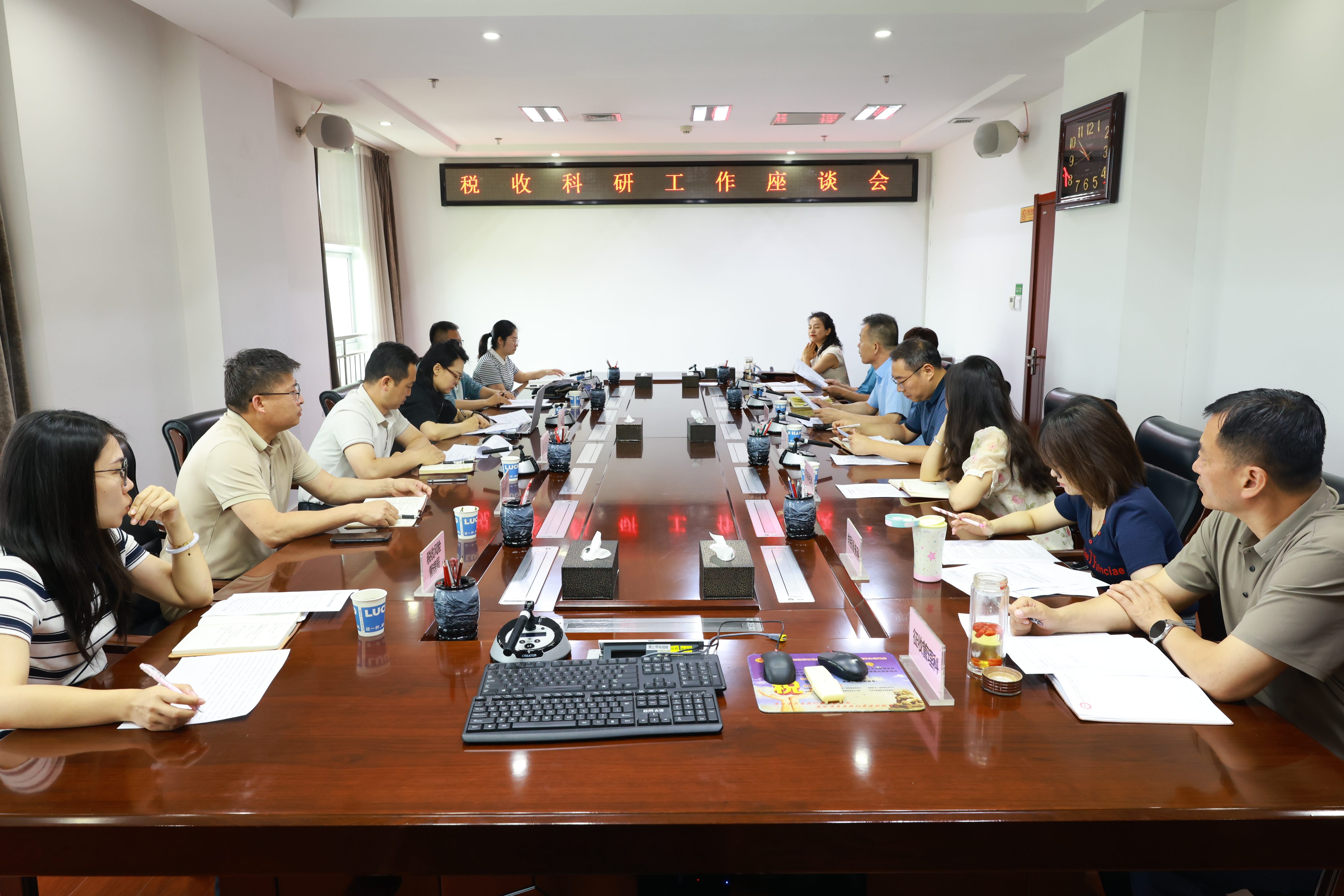 宁东能源化工基地税务局召开税收科研工作座谈会